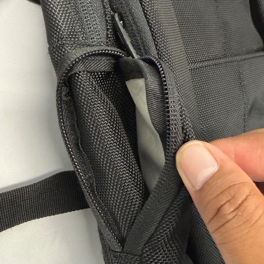 Ful black backpack